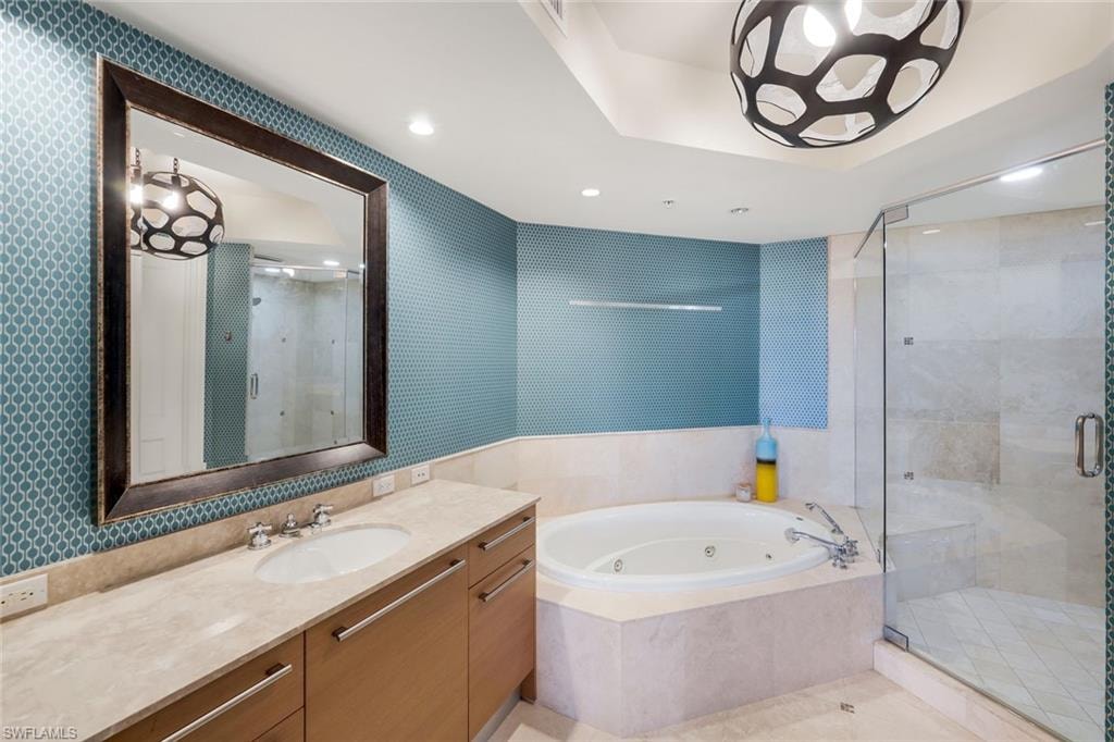 13675 Vanderbilt DR 406 photo 21