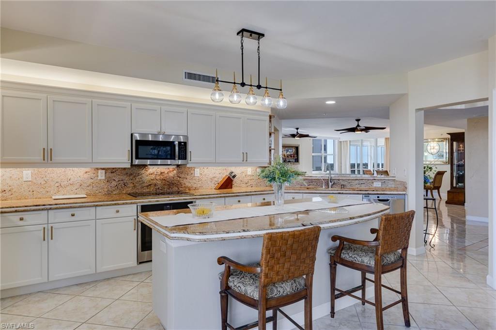 14250 Royal Harbour CT 818 photo 7