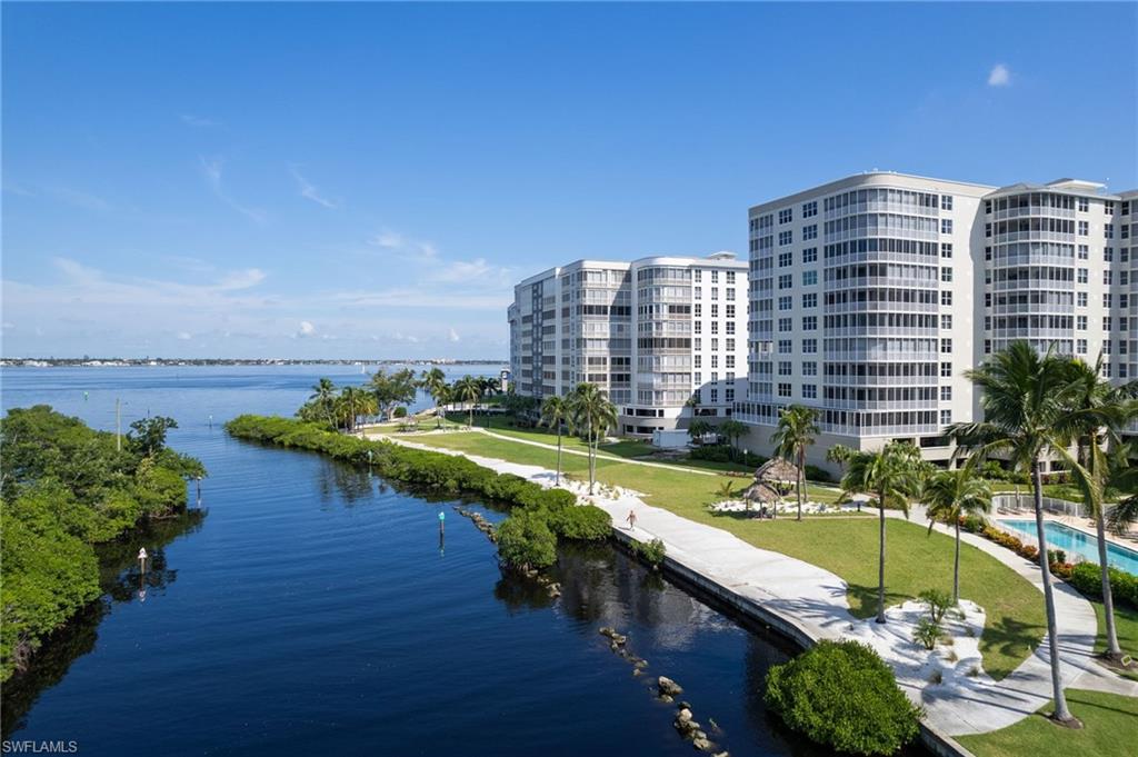 14250 Royal Harbour CT 818 photo 32