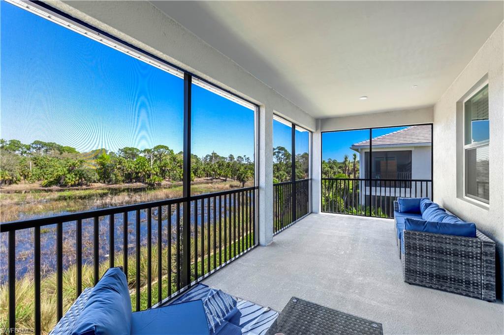 43285 Water Bird WAY 5422