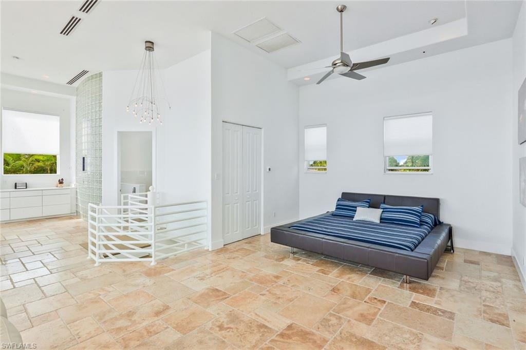 second floor - Master Suite