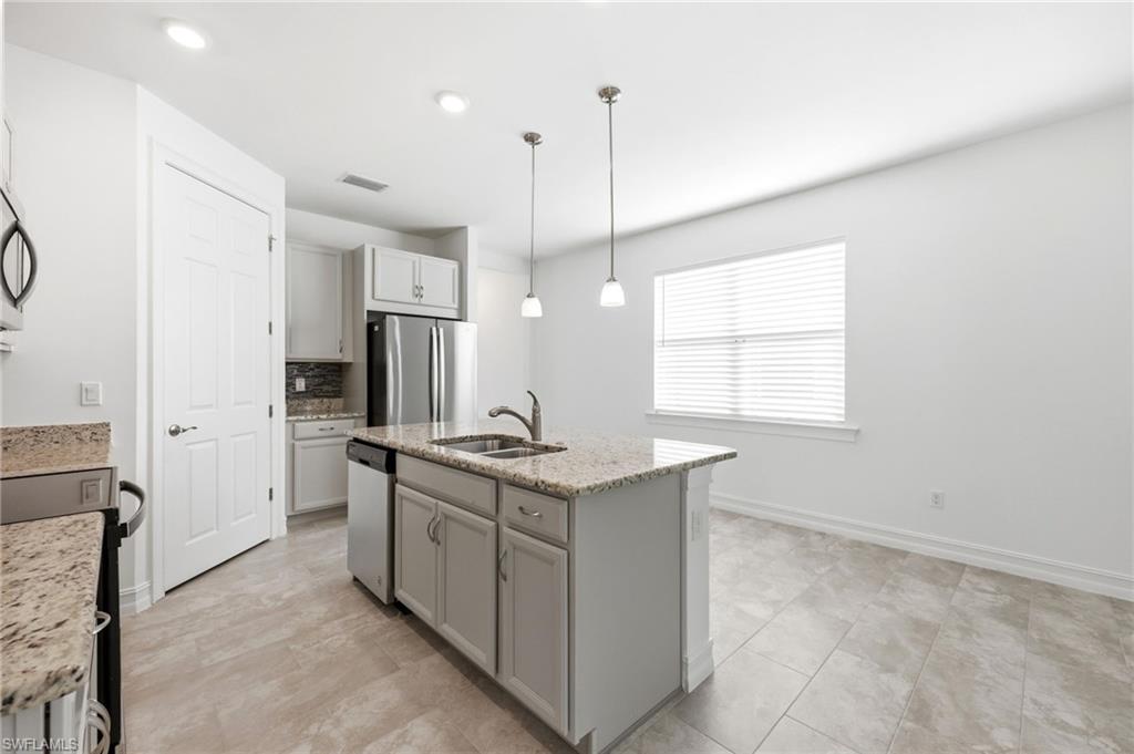 28347 Captiva Shell LOOP photo 9