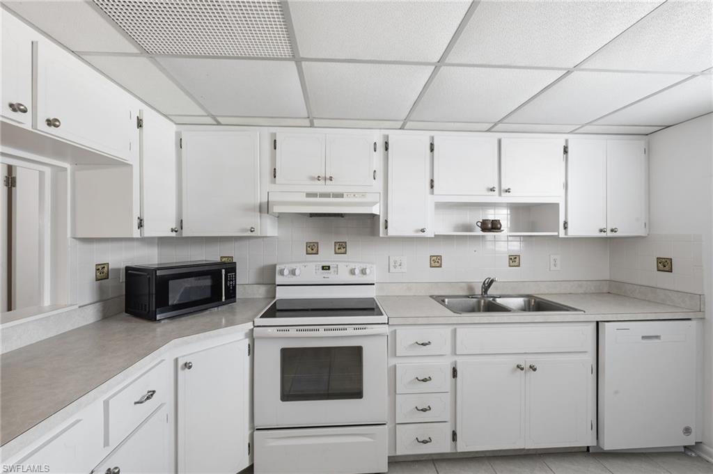 1318 Myerlee Country Club BLVD 3 photo 22
