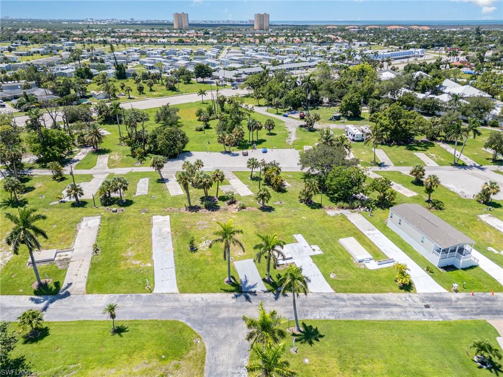 Aerial view of Cottonwood Dr meeting up with Birch Blvd