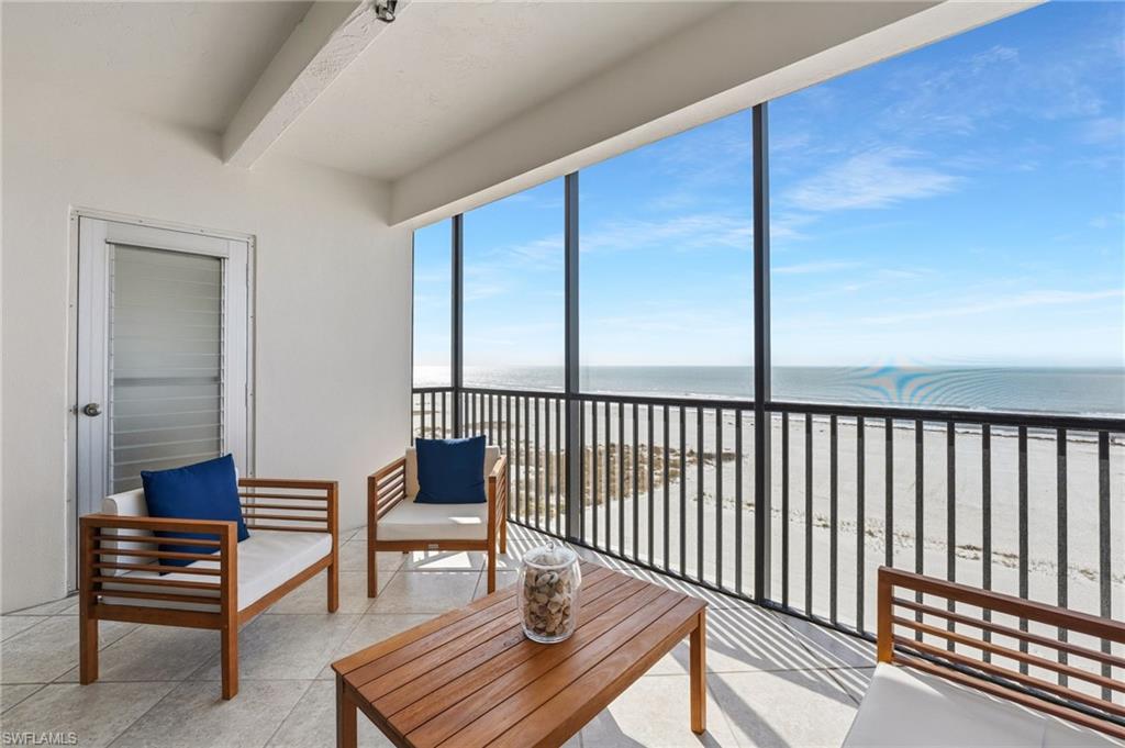 Your front-row seat to sweeping water views and nightly sunsets.