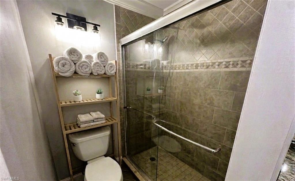 Virtually Staged Main Bathroom