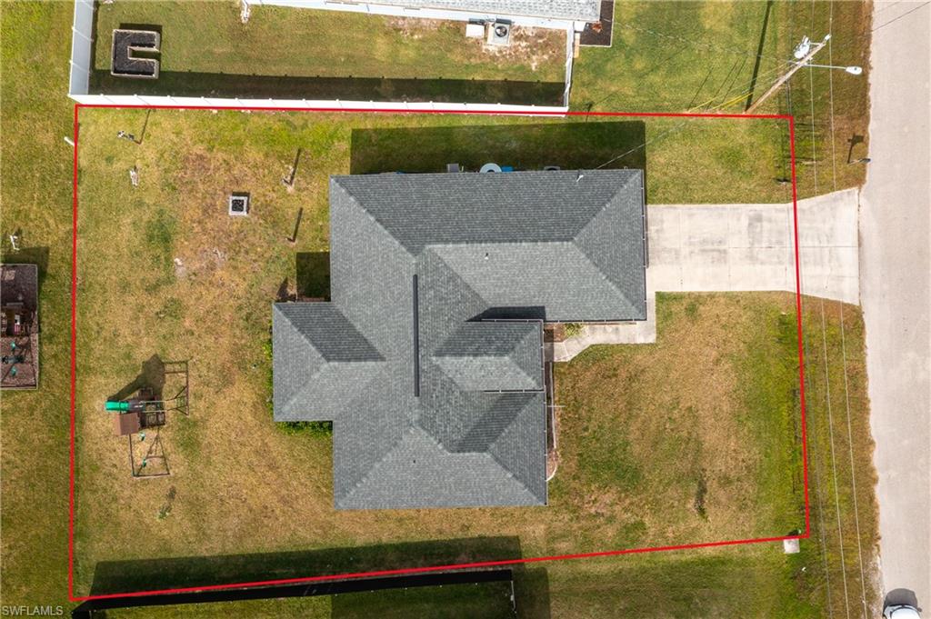 Aerial overview of property's location featuring property boundaries highlighted