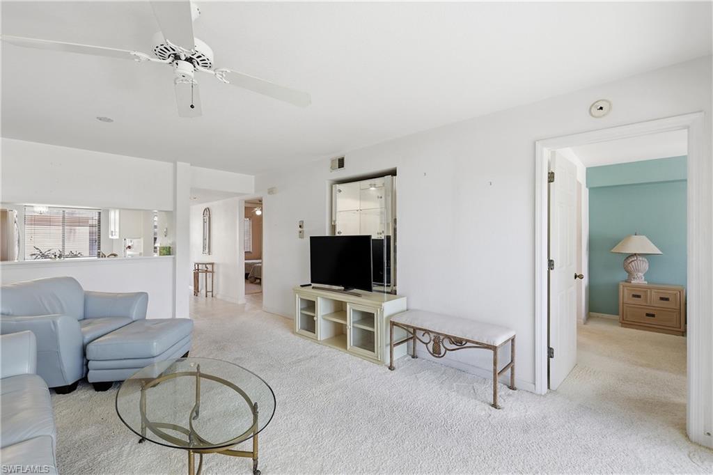 4121 Lorene DR 103 photo 9