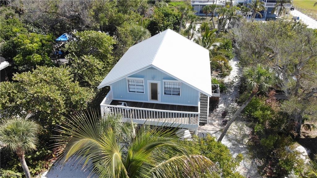 201 White Pelican DR