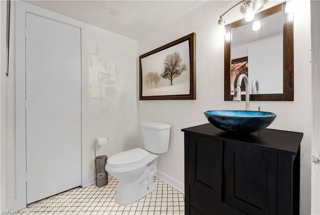 10811 Strike LN photo 33