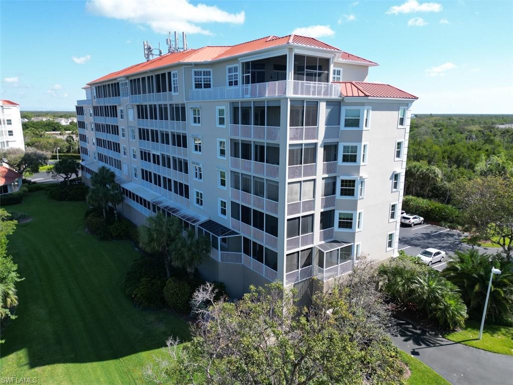 View of apartment building / complex