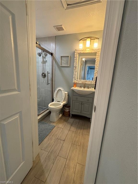 Interior of Teal duplex