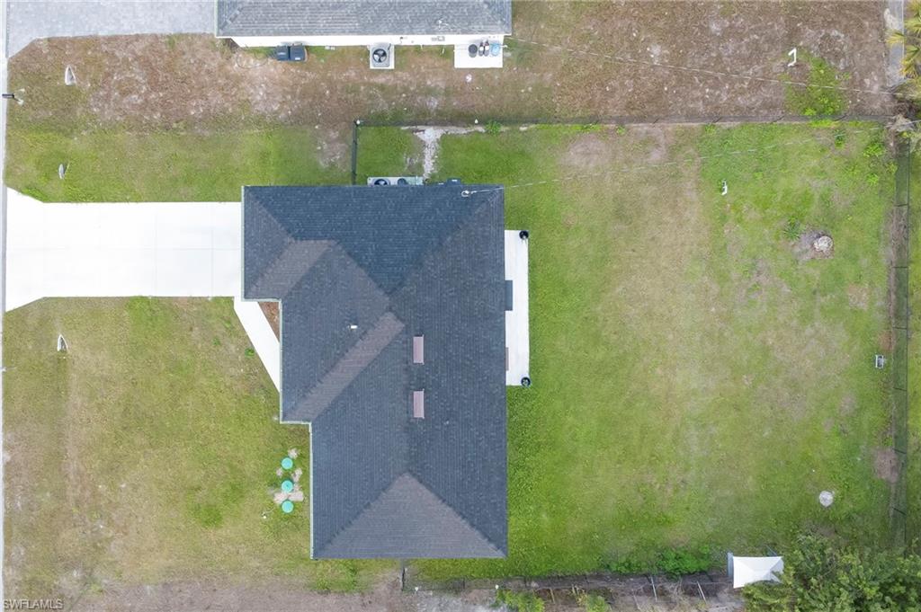 Aerial view of property and surrounding area