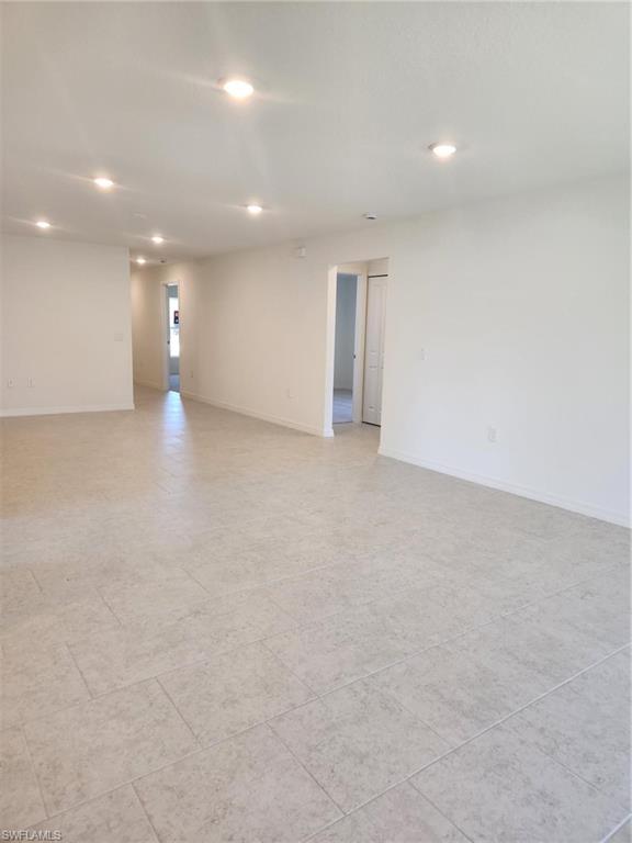 6020 Pat AVE N photo 7