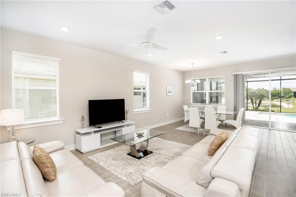 14541 Stern WAY photo 9