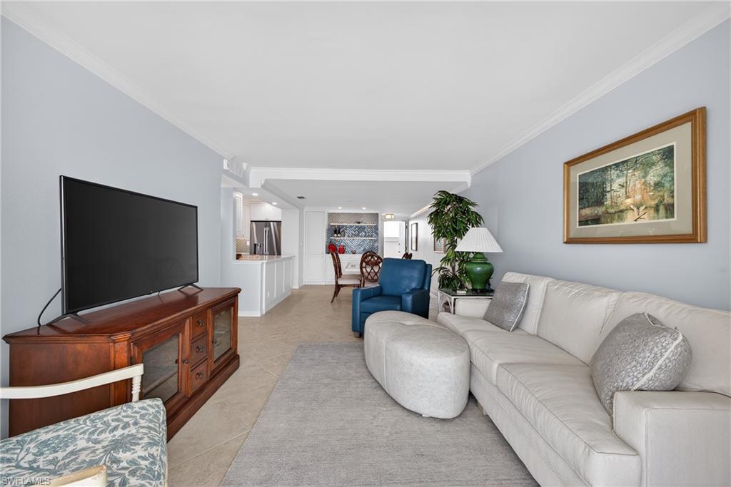 3443 Gulf Shore BLVD N 809 photo 8