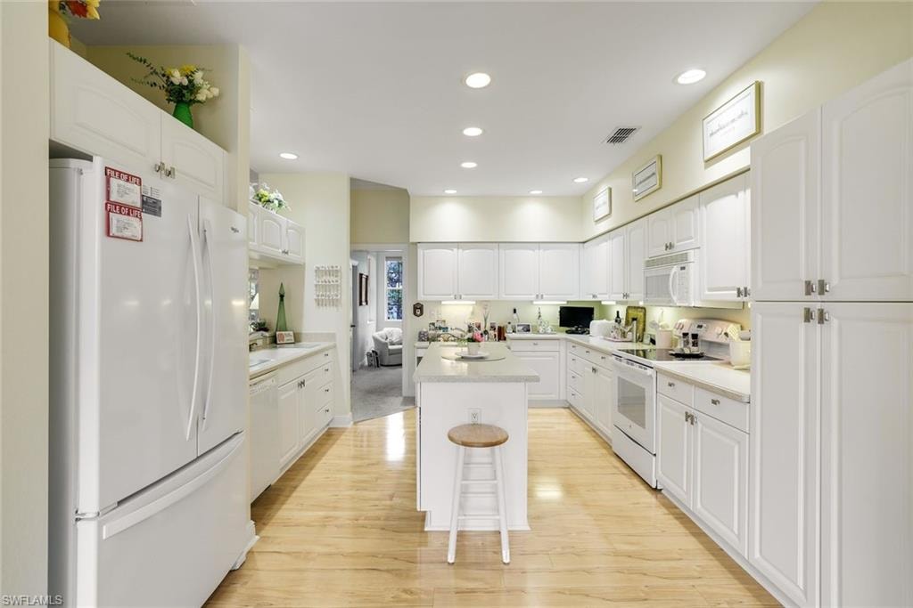 4795 Aston Gardens WAY D102 photo 6