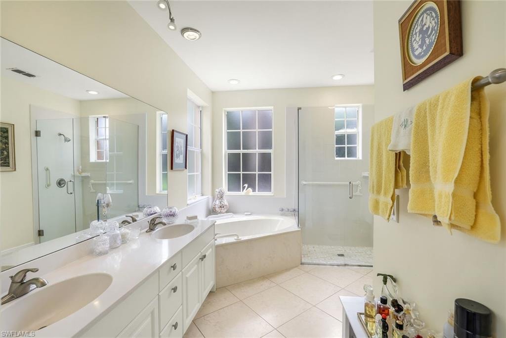 4795 Aston Gardens WAY D102 photo 10