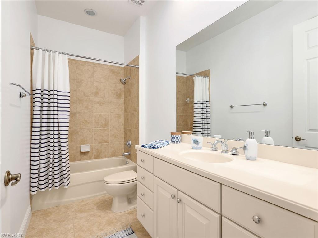 6422 Legacy CIR 704 photo 26