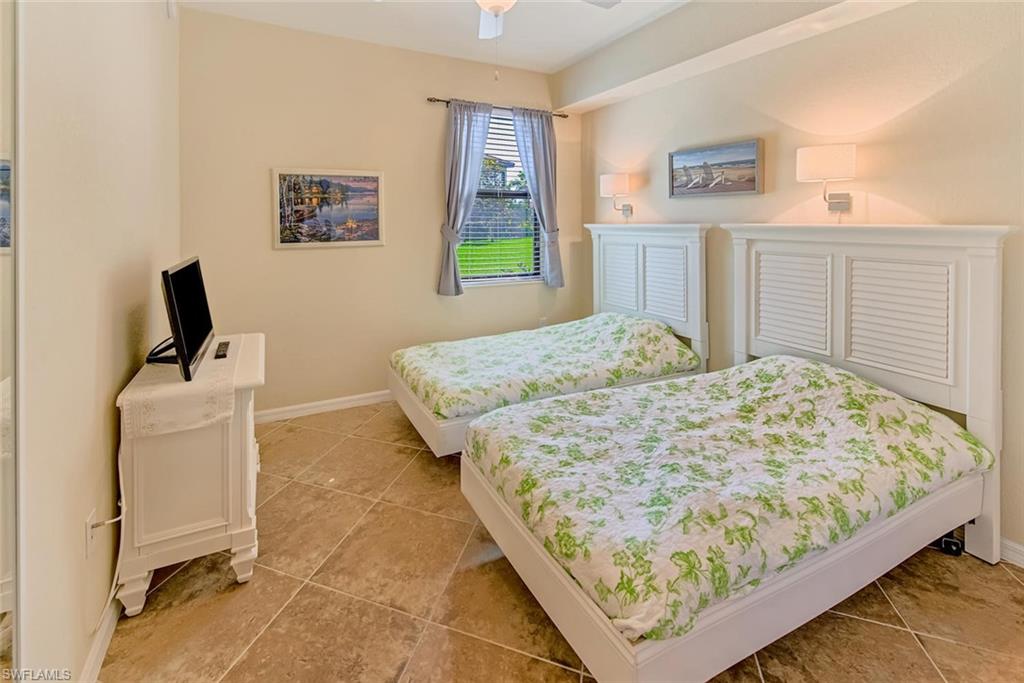 9126 Napoli CT 101 photo 15