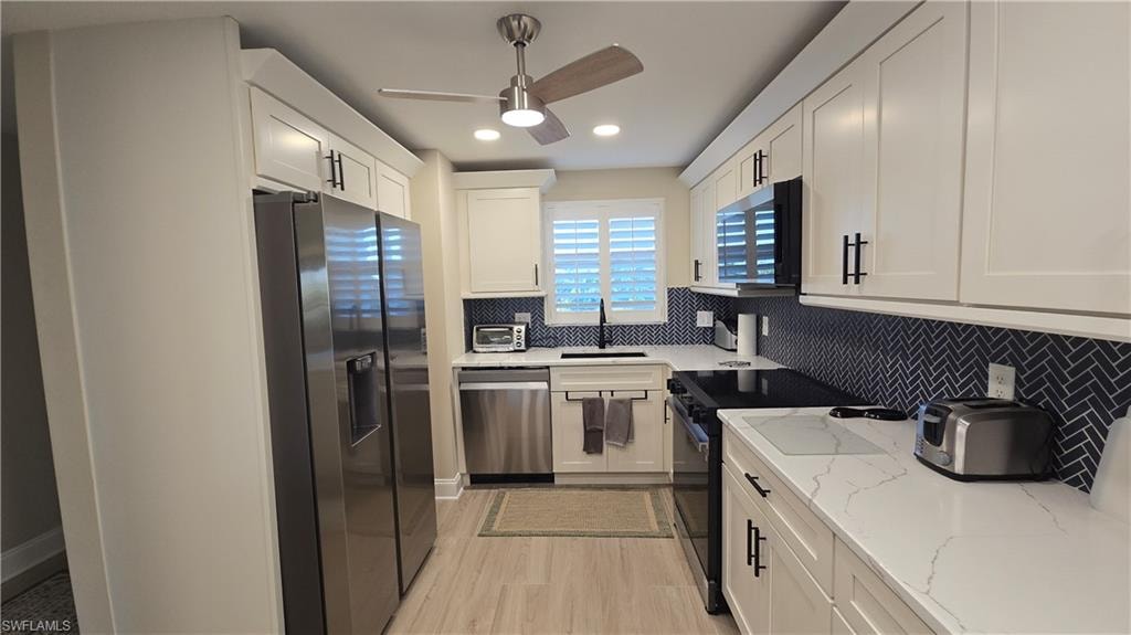 12945 Vanderbilt DR 402 photo 17