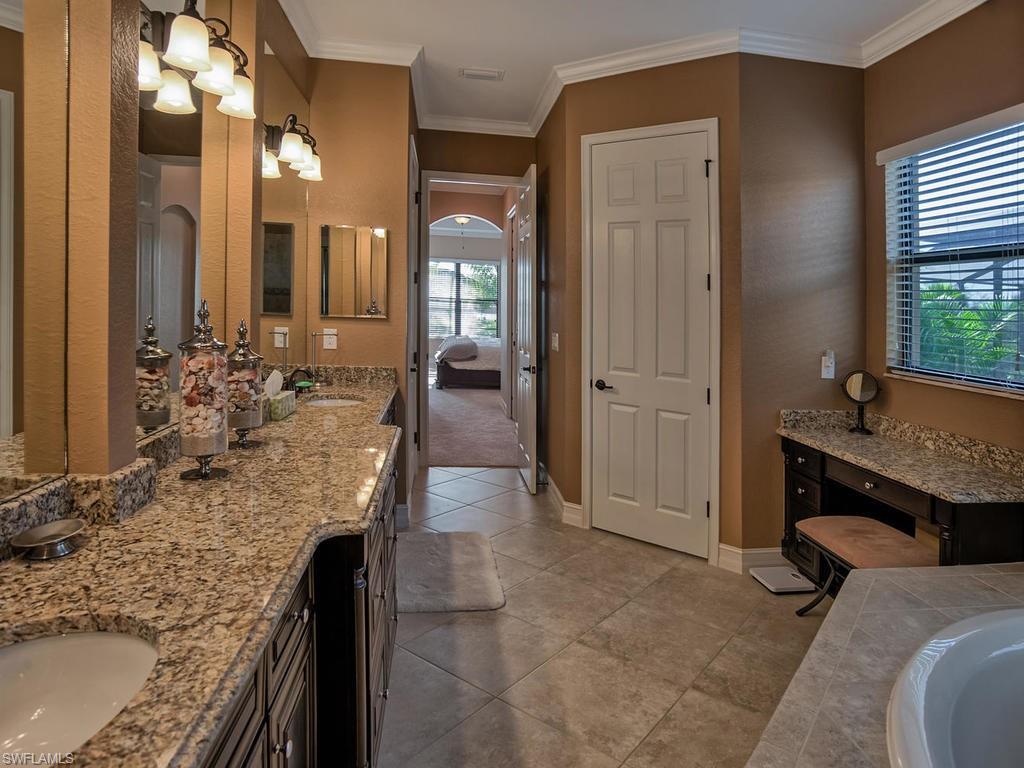 9634 Firenze CIR photo 14