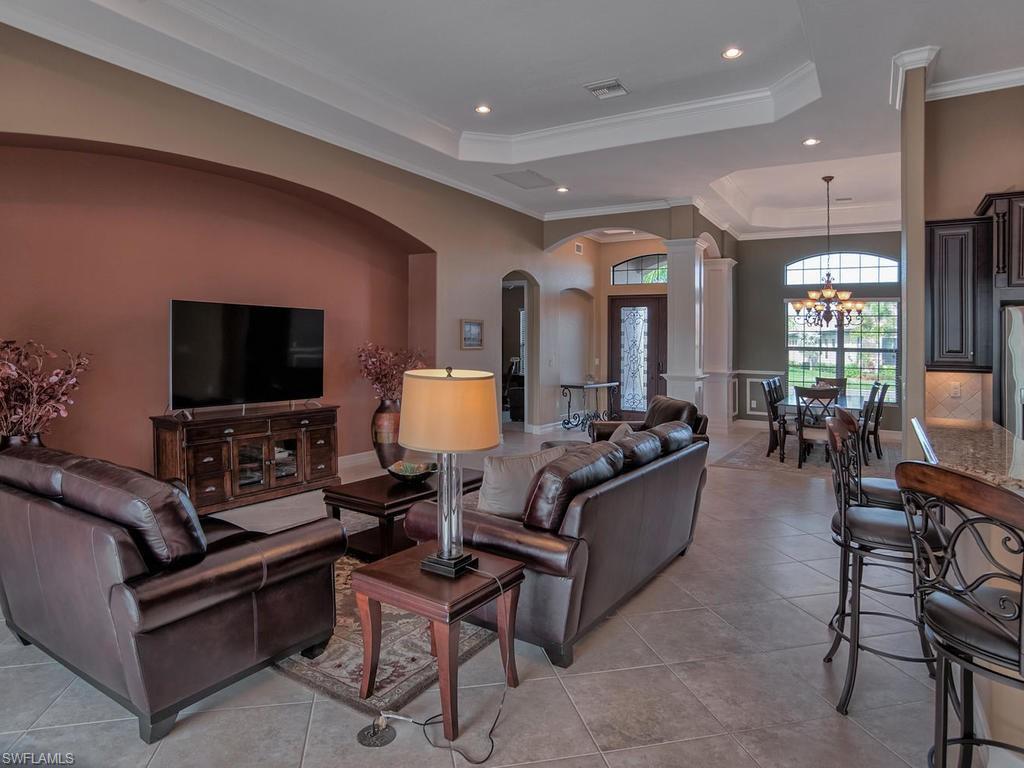 9634 Firenze CIR