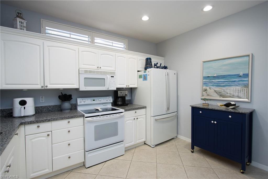 3460 Pointe Creek CT 102