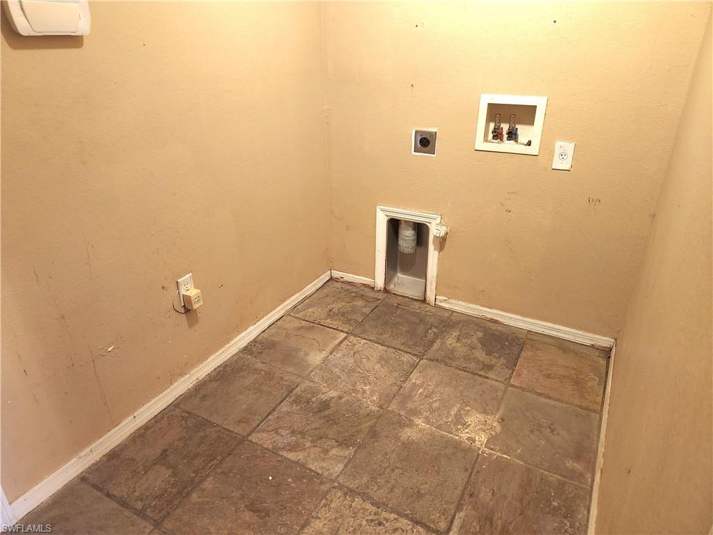 3601 NE 21st PL photo 17