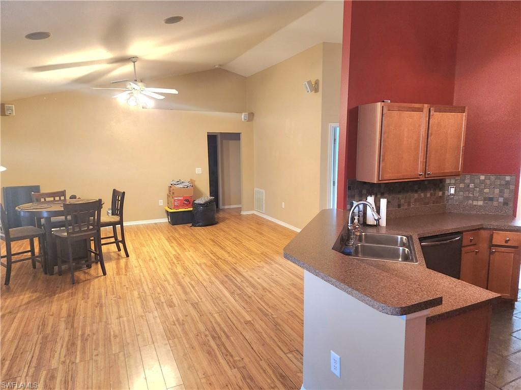 3601 NE 21st PL photo 8