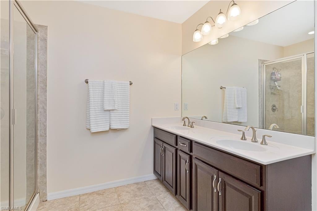 3275 Birchin LN photo 20