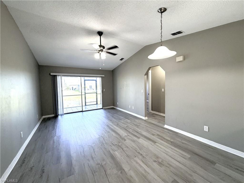 823 Gleason PKWY 2 photo 9