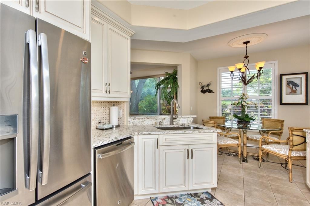 2190 ARIELLE DR 902 photo 7