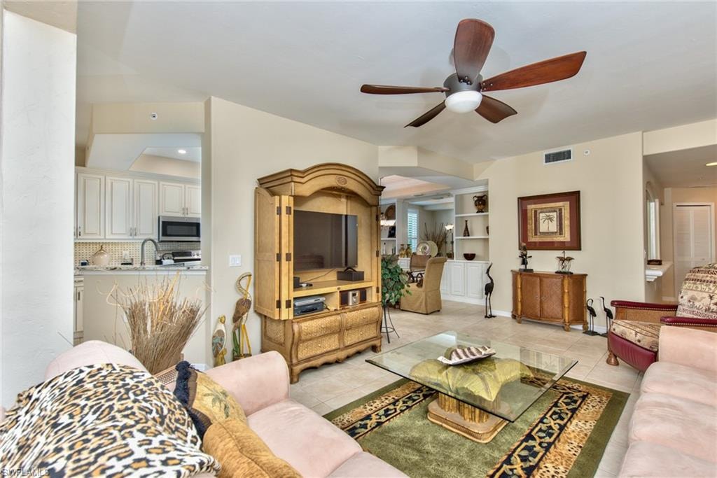 2190 ARIELLE DR 902