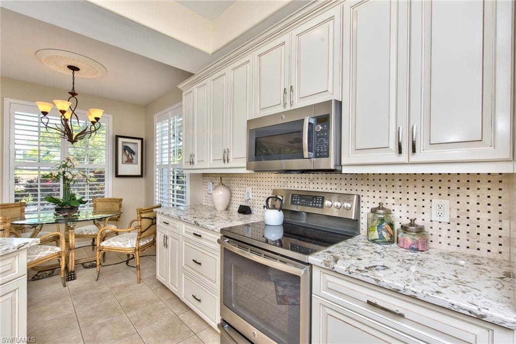 2190 ARIELLE DR 902 photo 8