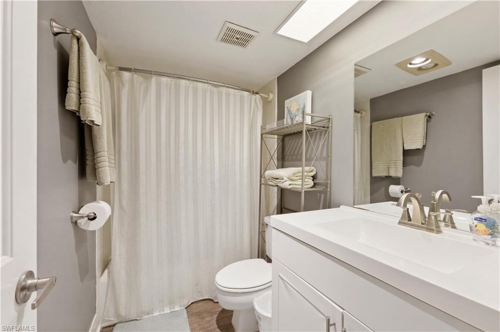 25810 Hickory BLVD 208 photo 17