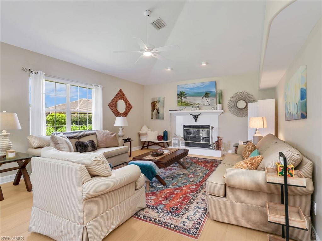2031 Teagarden LN photo 16