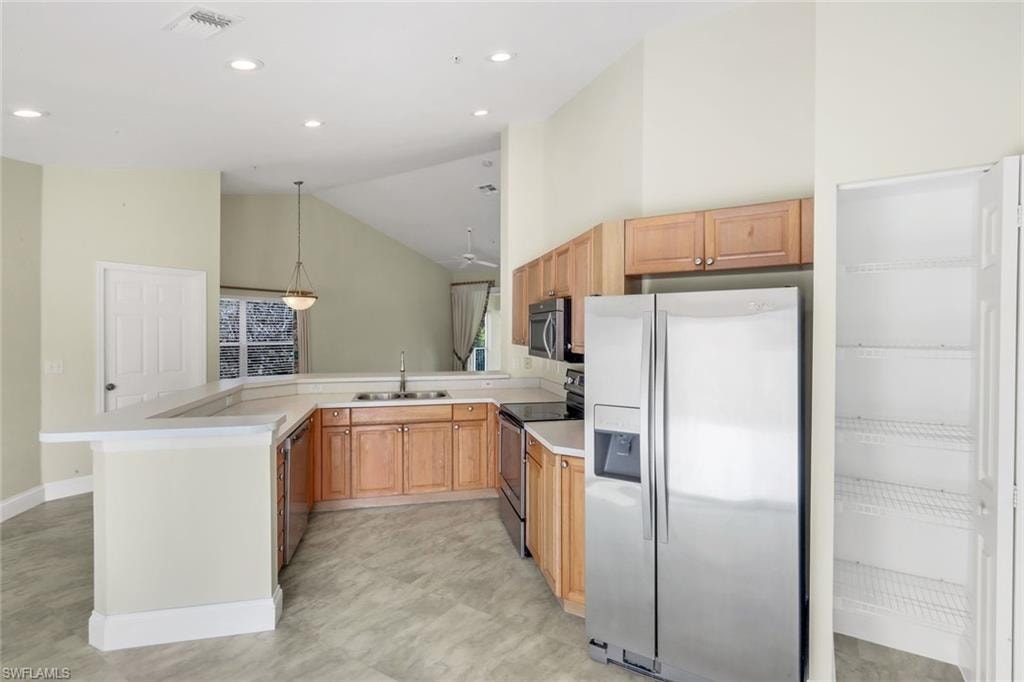 4940 Deerfield WAY 201 photo 20