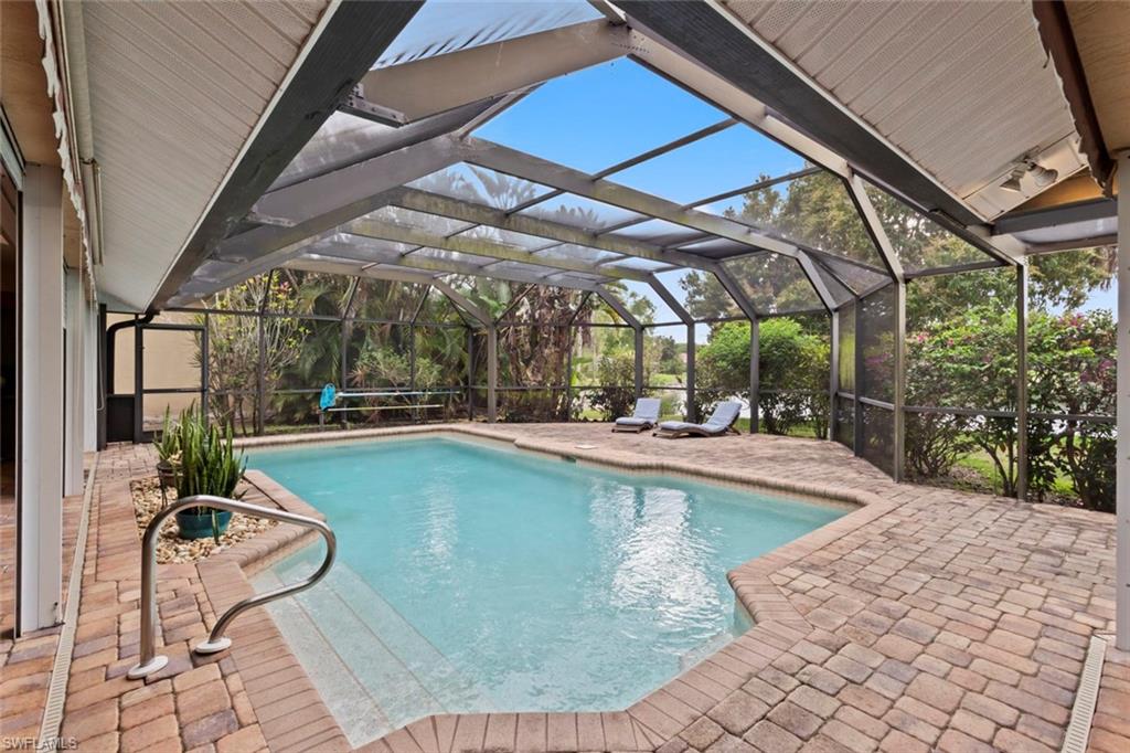 311 Henley DR