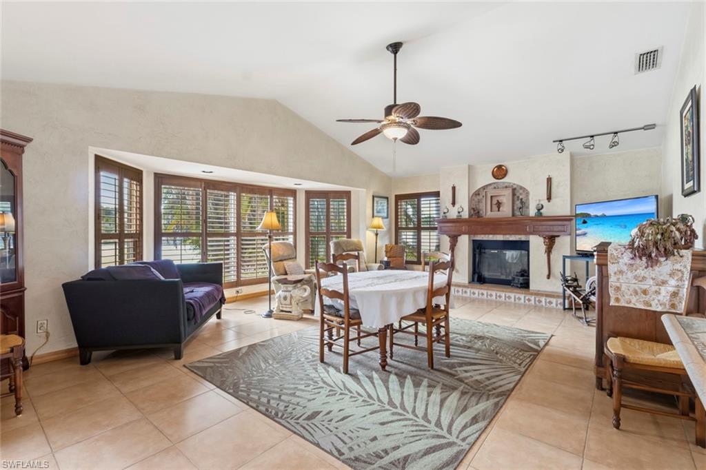 311 Henley DR photo 11