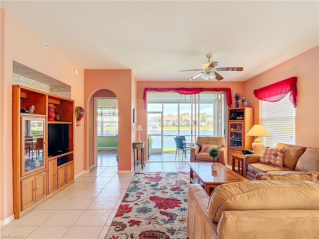 6930 Huntington Lakes CIR 104 photo 7