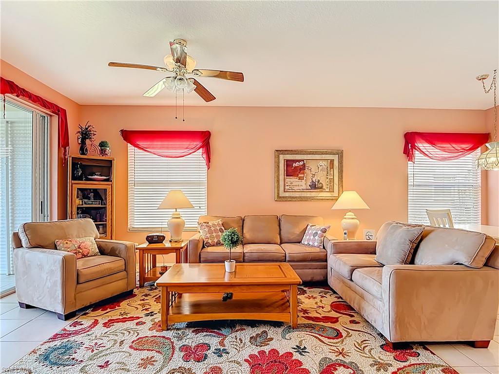 6930 Huntington Lakes CIR 104 photo 9