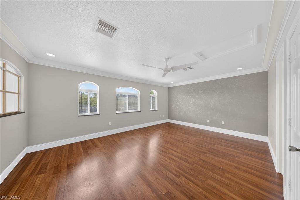 9730 Springlake CIR photo 17