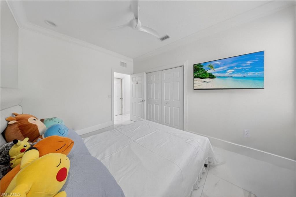 9730 Springlake CIR photo 31