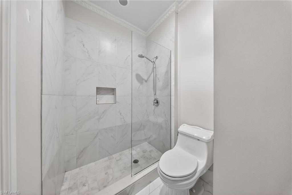 9730 Springlake CIR photo 25