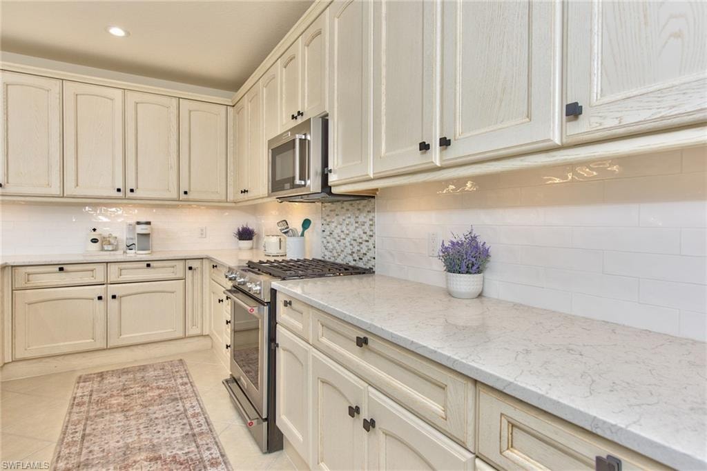 9242 Tesoro LN 1-102 photo 8