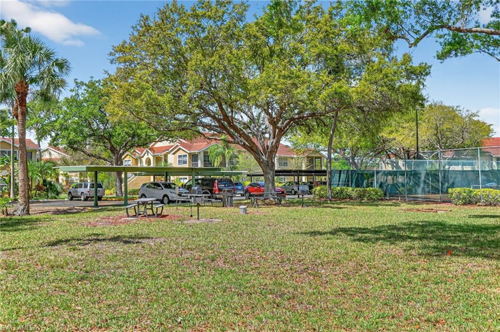 12520 Equestrian CIR 315 photo 39