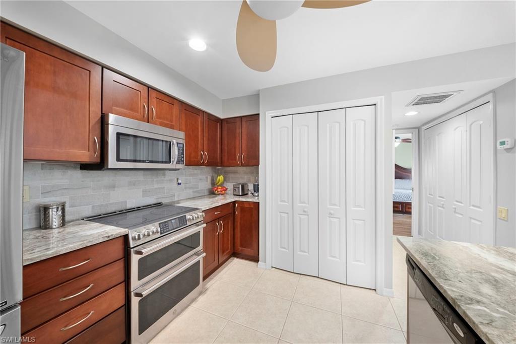 13160 Whitehaven LN 121 photo 16