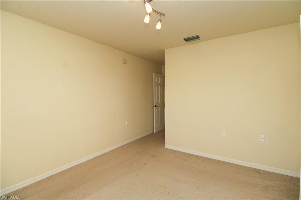 9051 Gervais CIR 1503 photo 27