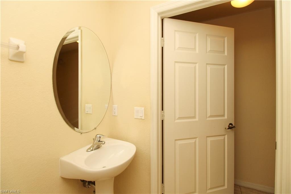9051 Gervais CIR 1503 photo 12